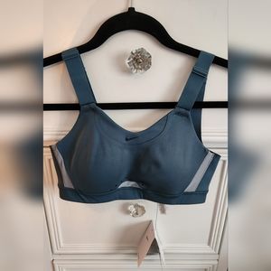 Nike Alpha Sport Dri-Fit Bra Size XS (A-C) NWT
